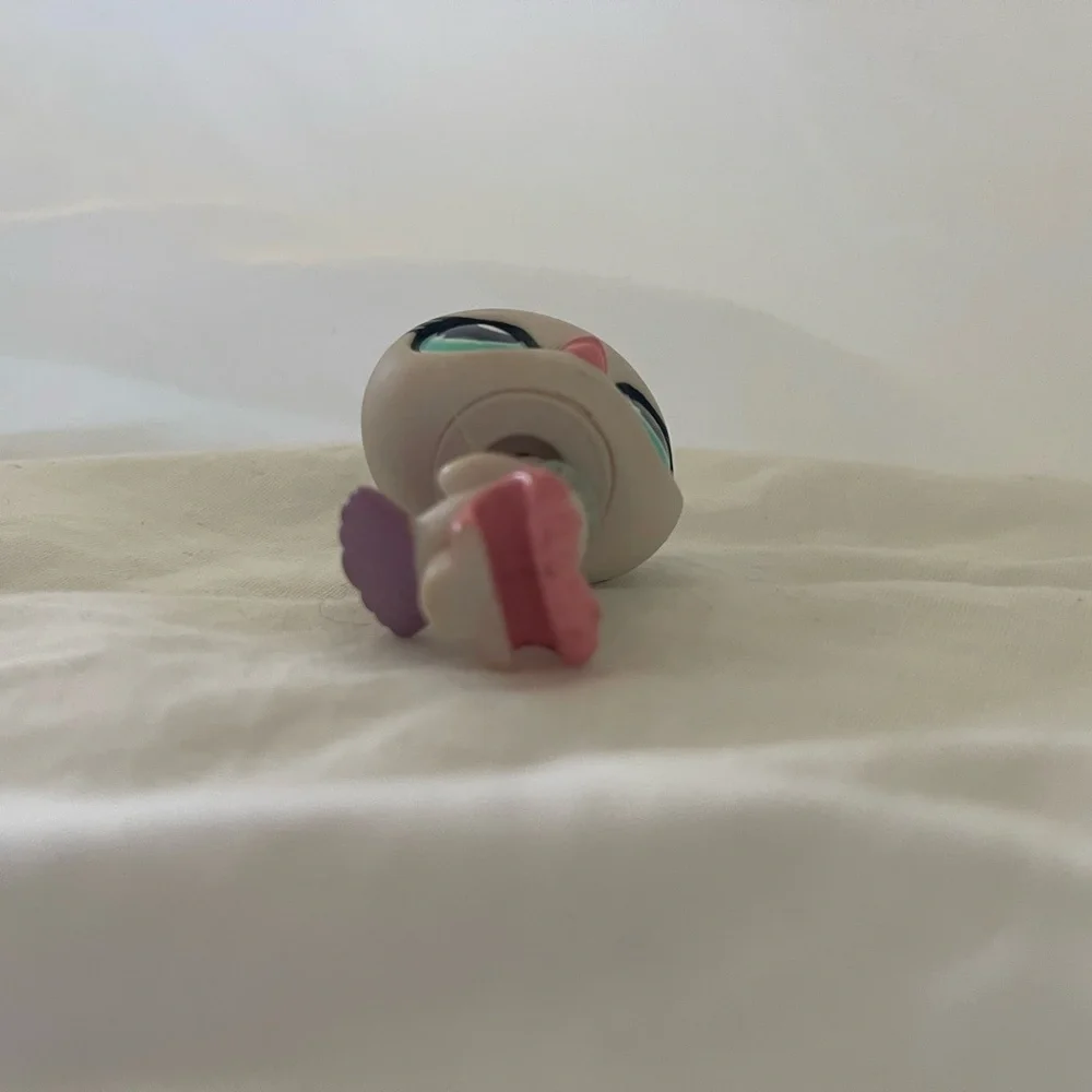 Littlest Pet Shop PIGEON #1547 Authentic Hasbro
